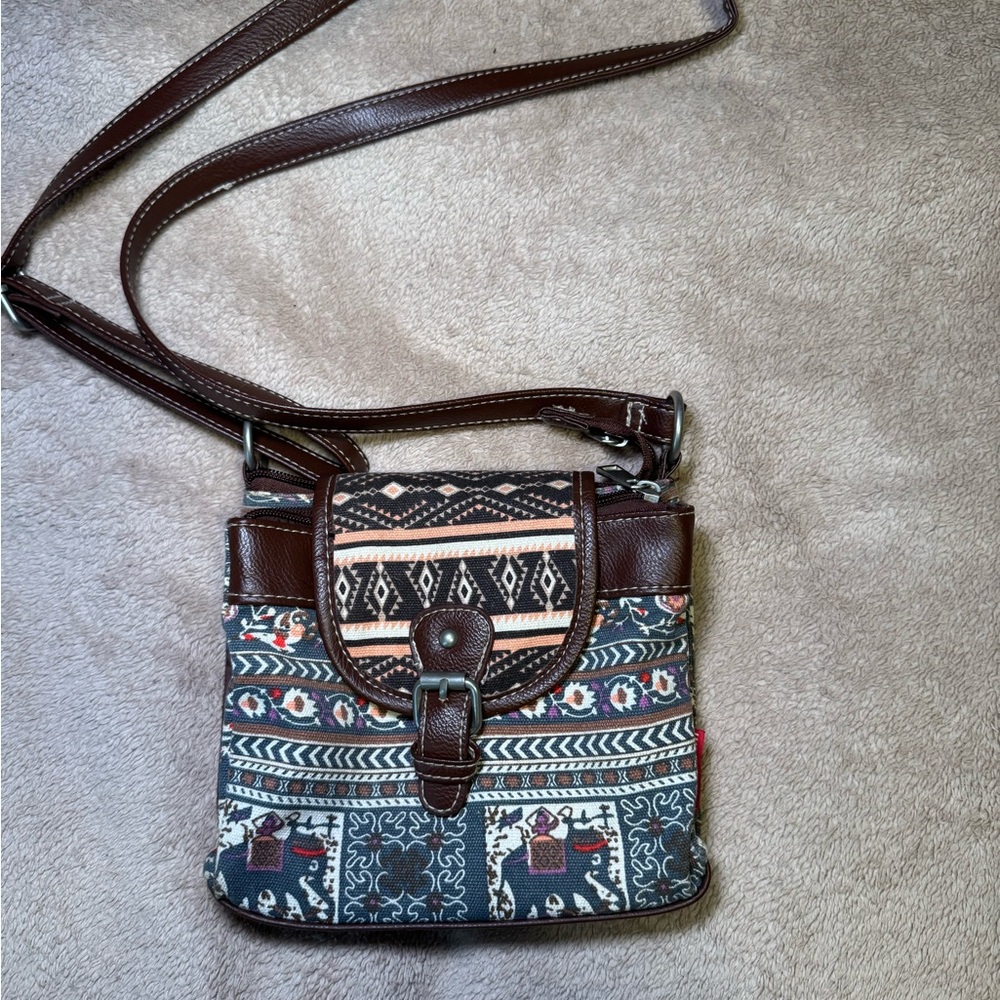 Unionbay Patterned Crossbody Bag